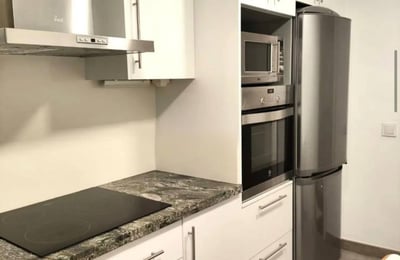 Vermietung einer gemütlichen Wohnung mit 2 Schlafzimmern, 85 m², Alicante, Spanien